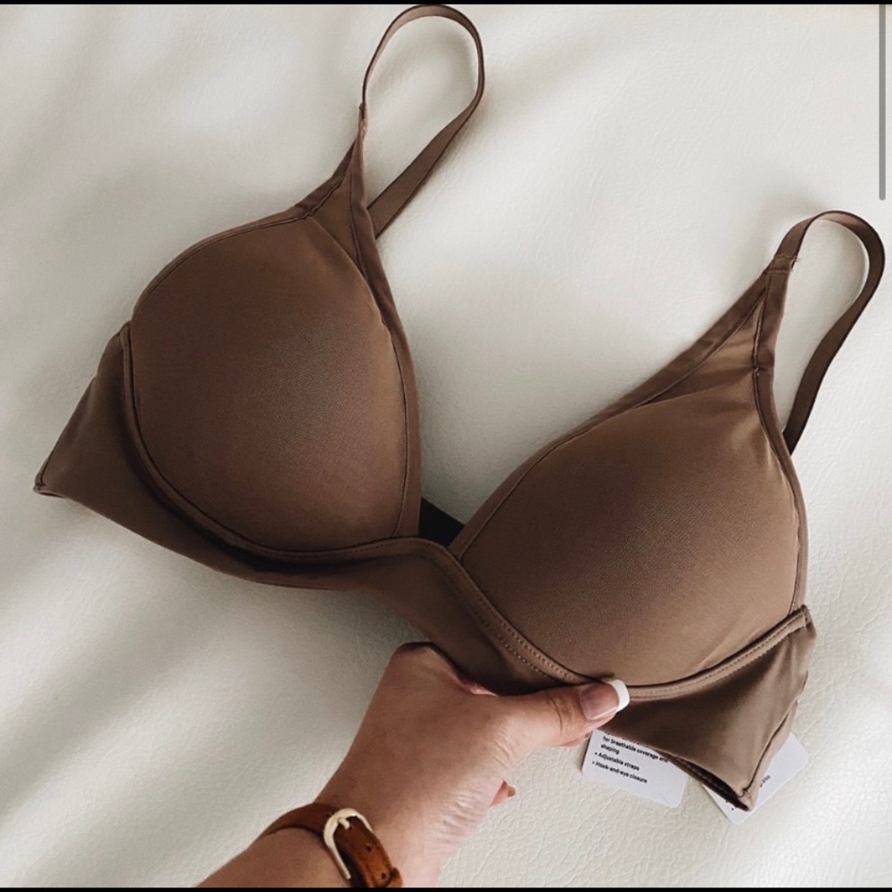 Lulu lemon nude bra 32B with tags